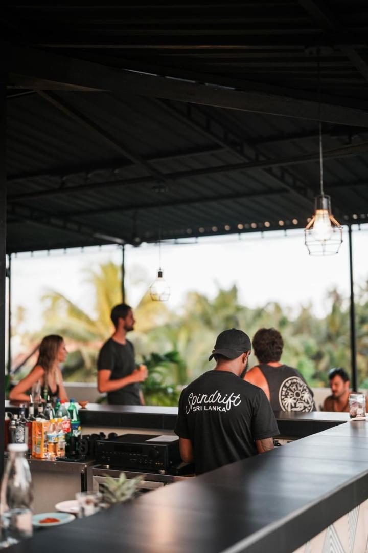 Spindrift Hostel Madiha (Adults Only) Matara Esterno foto